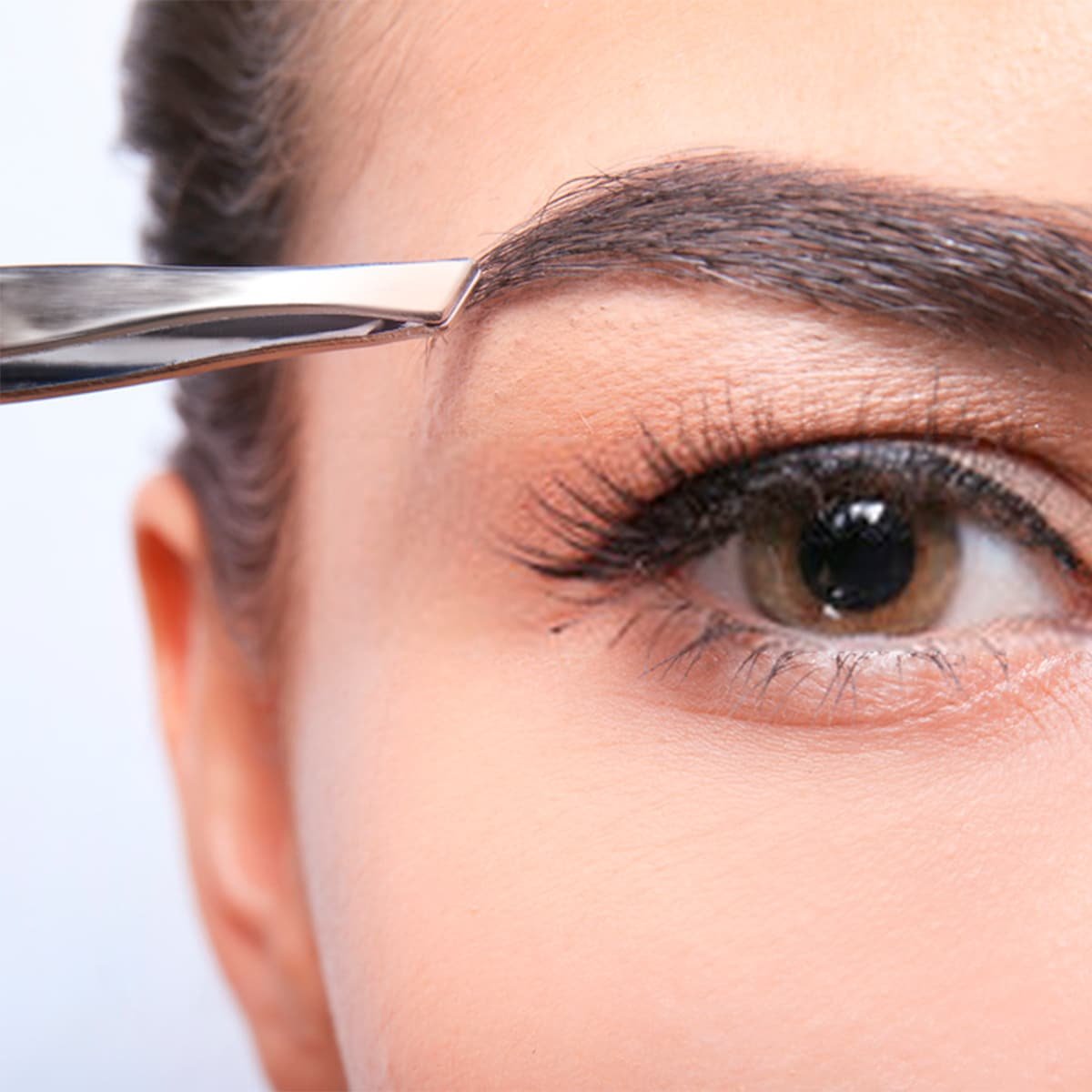 Repàs de celles i depilació de celles